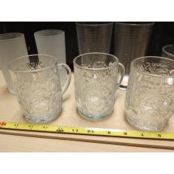 LOT OF 9 MIX OF DRINKING GLASSES