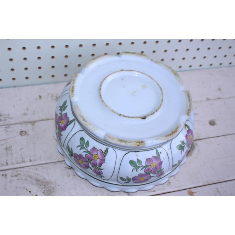  White Ceramic Planter/Vase/ Centerpiece/scalloped Design