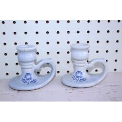 Set of 2 BLUE & WHITE VINTAGE CERAMIC CANDLE HOLDERS WITH HANDLES.