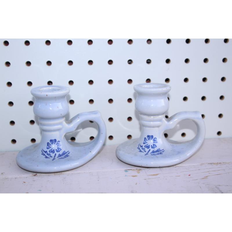 Set of 2 BLUE & WHITE VINTAGE CERAMIC CANDLE HOLDERS WITH HANDLES.