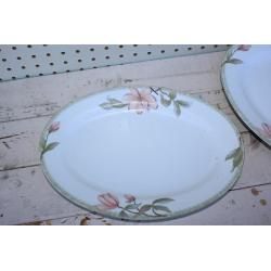 Plattern Savannah By Oneida Fine Porcelain PLATTERS