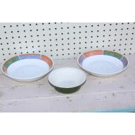 1 HALL GREEN SIDE DISH AND 2 DECORATIVE BOWLS
