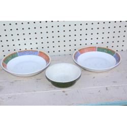 1 HALL GREEN SIDE DISH AND 2 DECORATIVE BOWLS