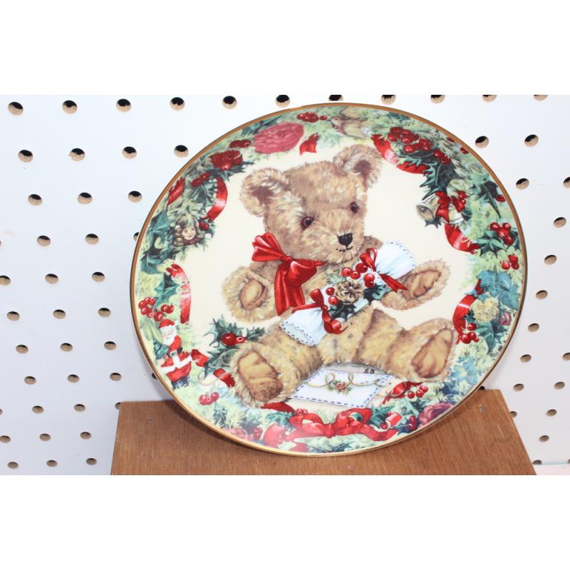 Franklin Mint - Teddy’s First Christmas - Limited Edition Collectible Plate