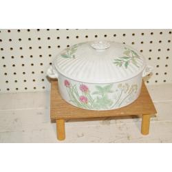 Shafford Herbs and Spices Ribbed Porcelain Covered Casserole Serving Dish Round
