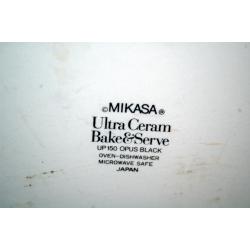 Mikasa Ultra Ceram Bake & Serve black dish