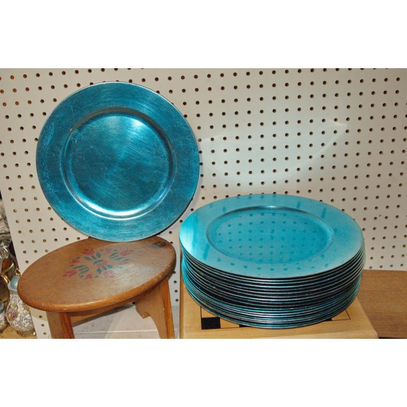 LOT OF 20 TURQUOISE CHARGER PLATTERS