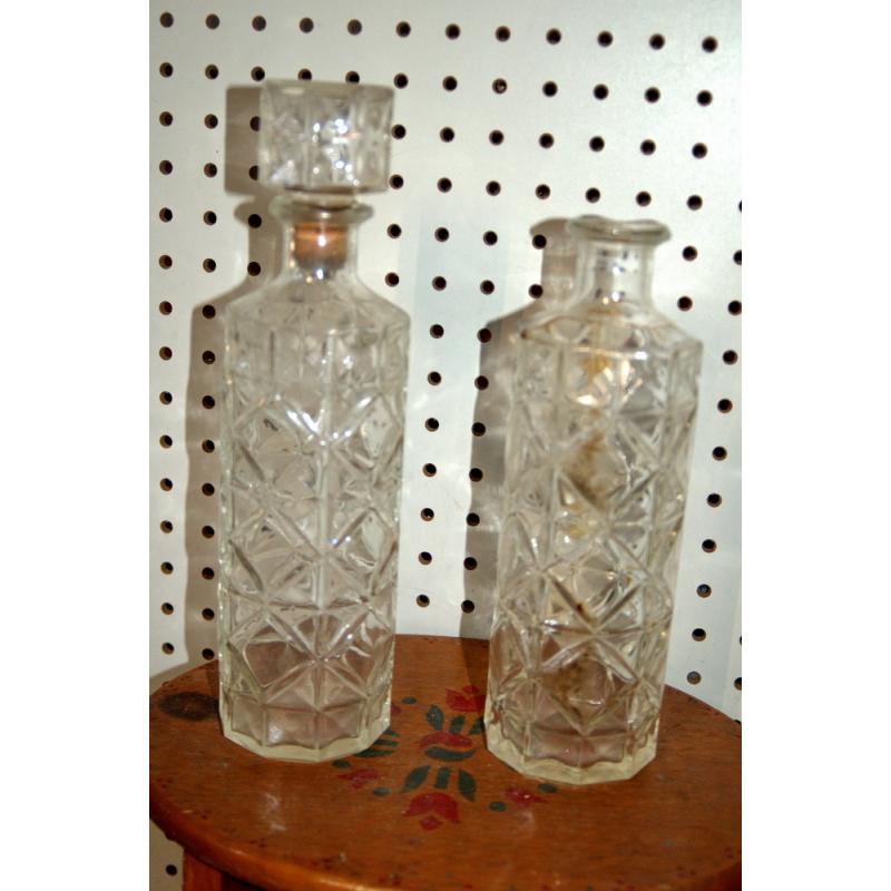 Vintage Quilted Pattern Glass 10 Sided Liquor Whiskey Bottles Decanter 1 Stopper
