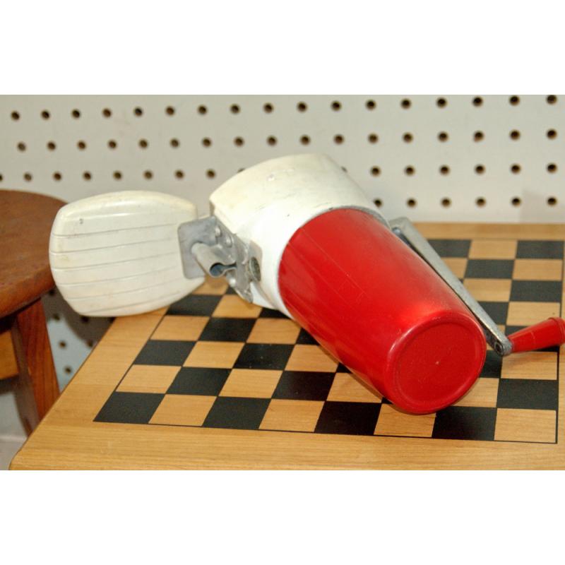 Vintage Swing a way metal & plastic wall mounted ice crusher, red & white retro