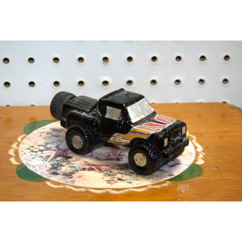 Vintage Black 4x4 Truck Wild Country After Shave Decanter Avon Cologne