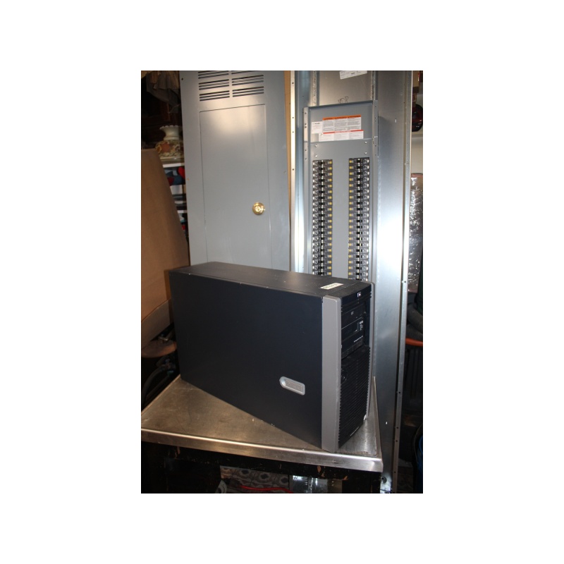 HP ProLiant ML370 G5 Server Powers On - No HDDs - No OS - AS-IS 82lbs. 29x18x9