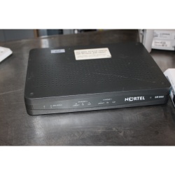 Lot of 5 pcs. of Networking Devices - Nortel - Ubiquiti Unifi - Extreme Networks