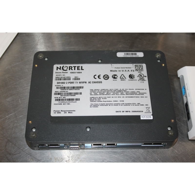 Lot of 5 pcs. of Networking Devices - Nortel - Ubiquiti Unifi - Extreme Networks