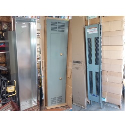 Square D PANELBOARD ENCLOSURE BOX 84" Cover 400 Amp 3 Ph 4 Wire 84 Circuit Inter