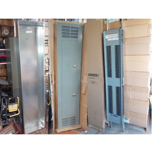 Square D PANELBOARD ENCLOSURE BOX 84" Cover 400 Amp 3 Ph 4 Wire 84 Circuit Inter