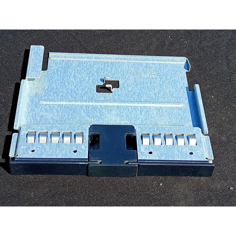 HP Proliant ML370 G5 VGA Port Module 396259-001 Media Bay Spacer 392250-001