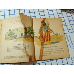  A Little Golden Book - Bible Stories of Boys and Girls 