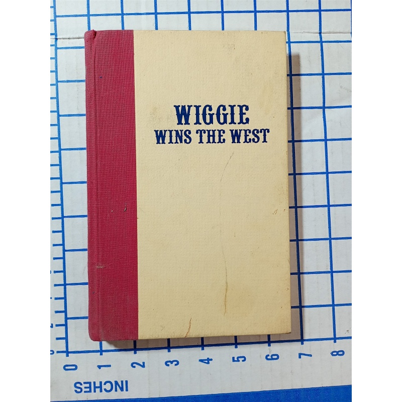 Wiggie Wins the West by Elisabet McHugh (English) Paperback Book