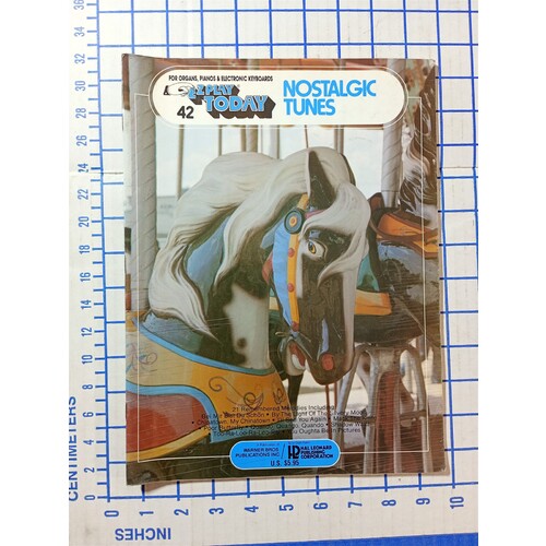 EZ Play Today 42 Nostalgic Tunes for Organs Pianos & Electronic Keyboards