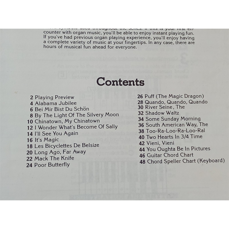 EZ Play Today 42 Nostalgic Tunes for Organs Pianos & Electronic Keyboards