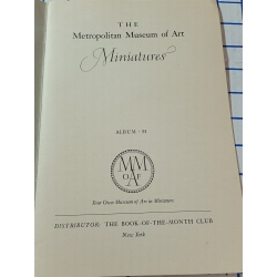 THE METROPOLITAN MUSEUM OF ART MINIATURES Album M