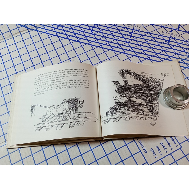 Mr. Yowder and The Lion Roar Capsules by Rounds