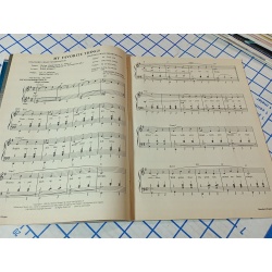 Sheet Music Magazine Aug/Sept 1980 Piano Ed. Music of Richard Rogers