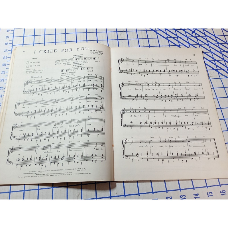 Familiar Songs To Play On The Hammond Organ with words 