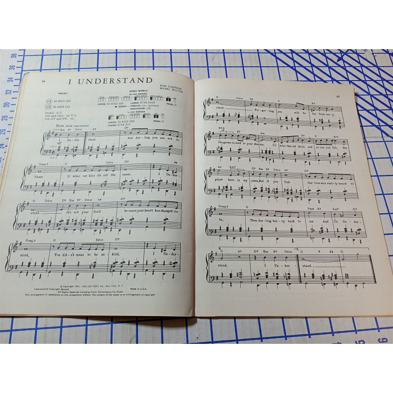 Familiar Songs To Play On The Hammond Organ with words 