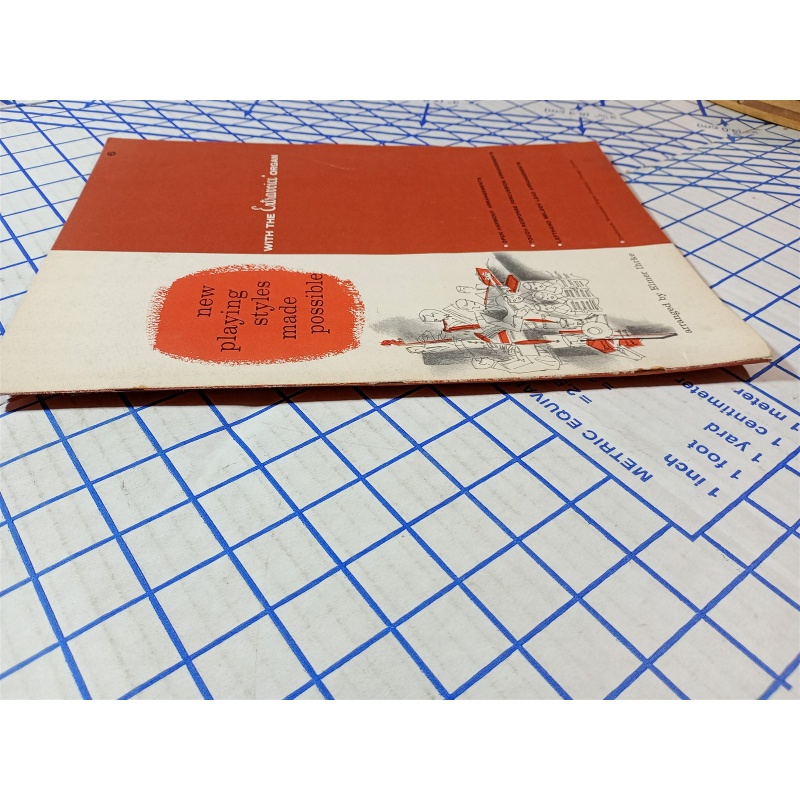 NEW PLAYING STYLES MADE POSSIBLE WITH THE EXTRAVOICE ORGAN