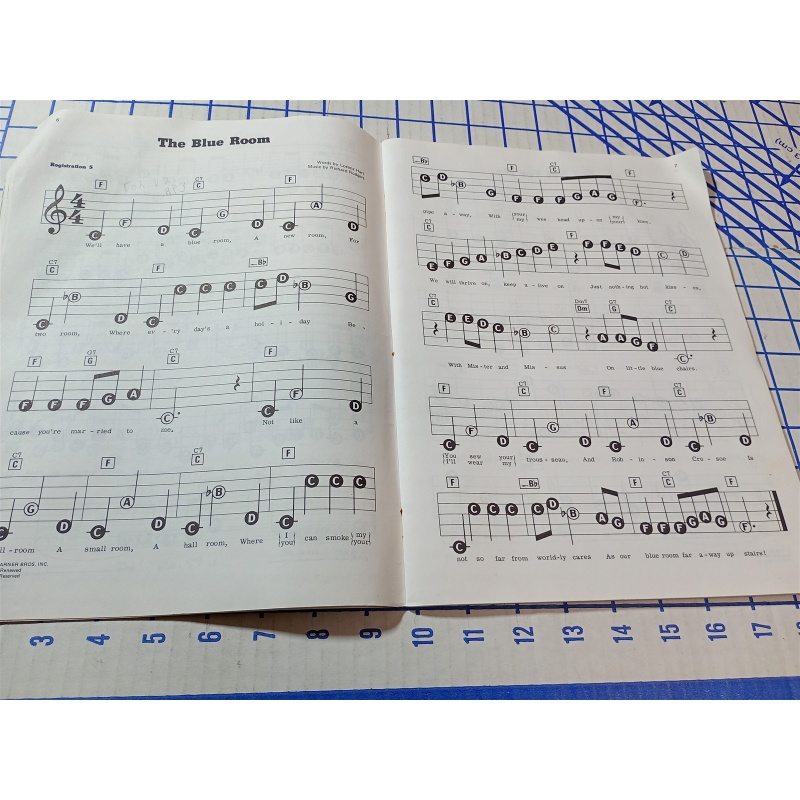 EZ PLAY Songbook #41 Songs Of Gershwin, Porter & Rodgers