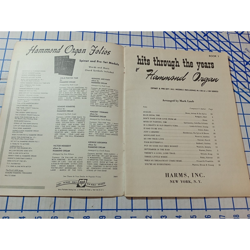 Hits Through The Years for Hammond Organ BOOK 1