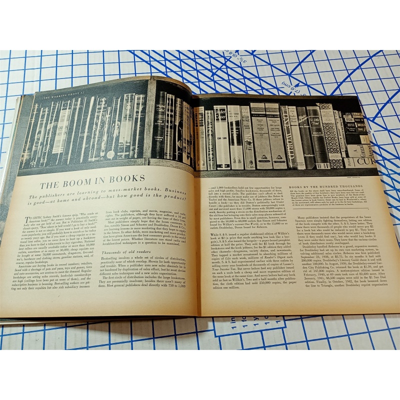 1943 NOVEMBER FORTUNE MAGAZINE - GREAT COVER & ADS