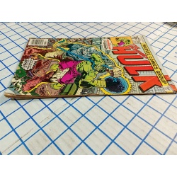 The Incredible Hulk #209 (Marvel Comics March 1977)