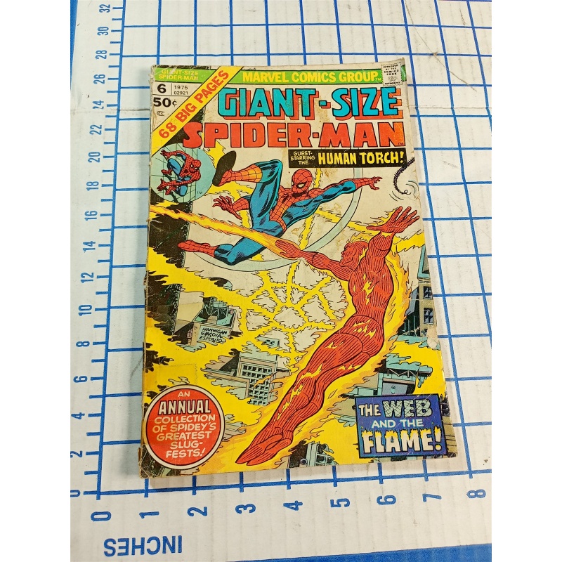 MARVEL 6 , 68 BIG PAGES GIANT -SIZE SPIDER-MAN , HUMAN TORCH