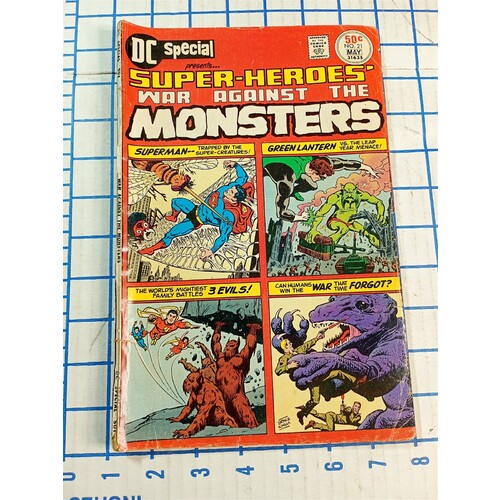 DC SPECIAL COMIC, Super Heroes War Against the Monsters, April/May 1976, No 21