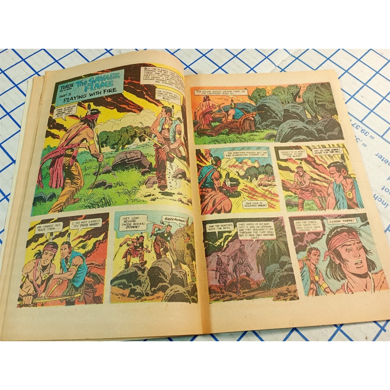 Turok Son of Stone Comic Book (Gold Key April 1971) - 10030-104