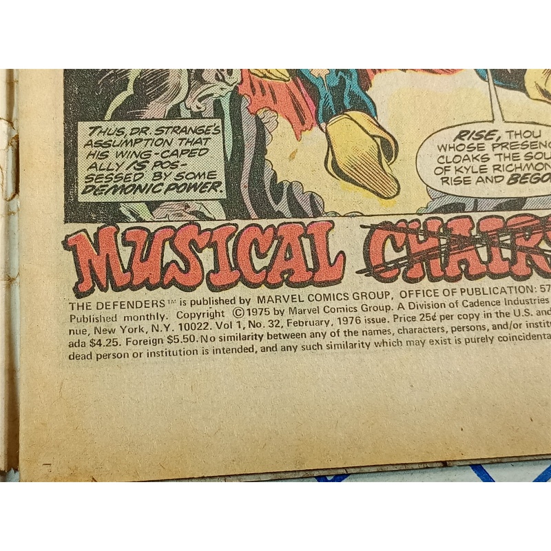 The Defenders #32 (Marvel Comics February 1976)