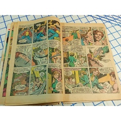 Captain Marvel #49 Marvel Comic Book 1976