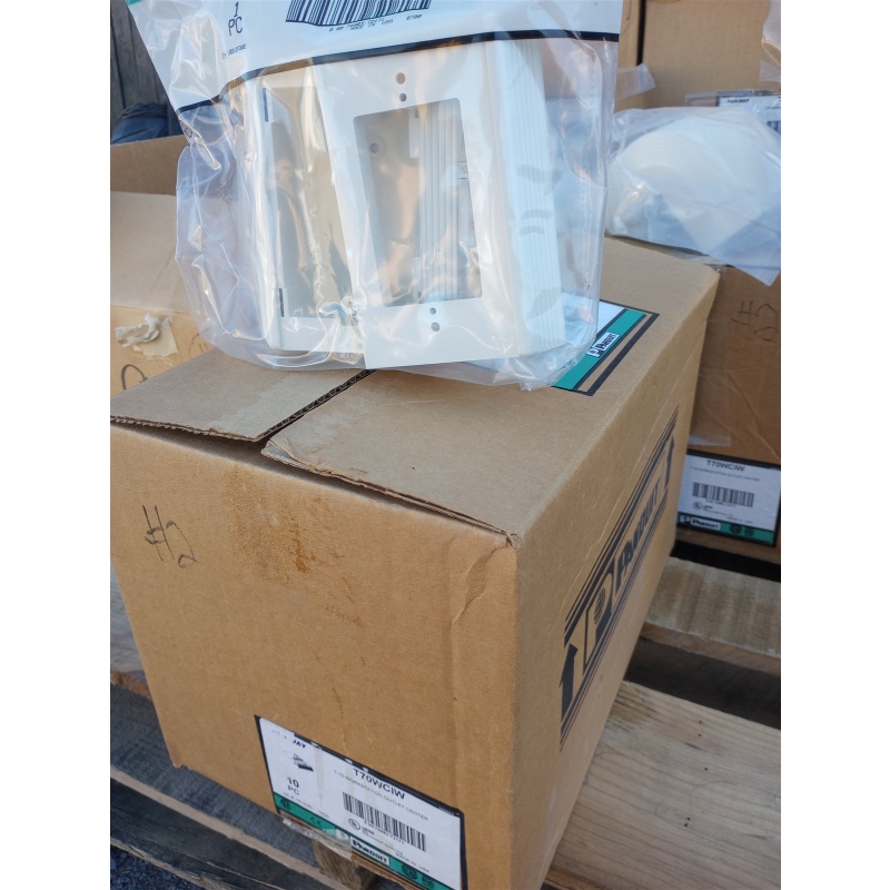 Panduit Corp T70WCIW Panduit T70WCIW T-70 Workstation Outlet Center