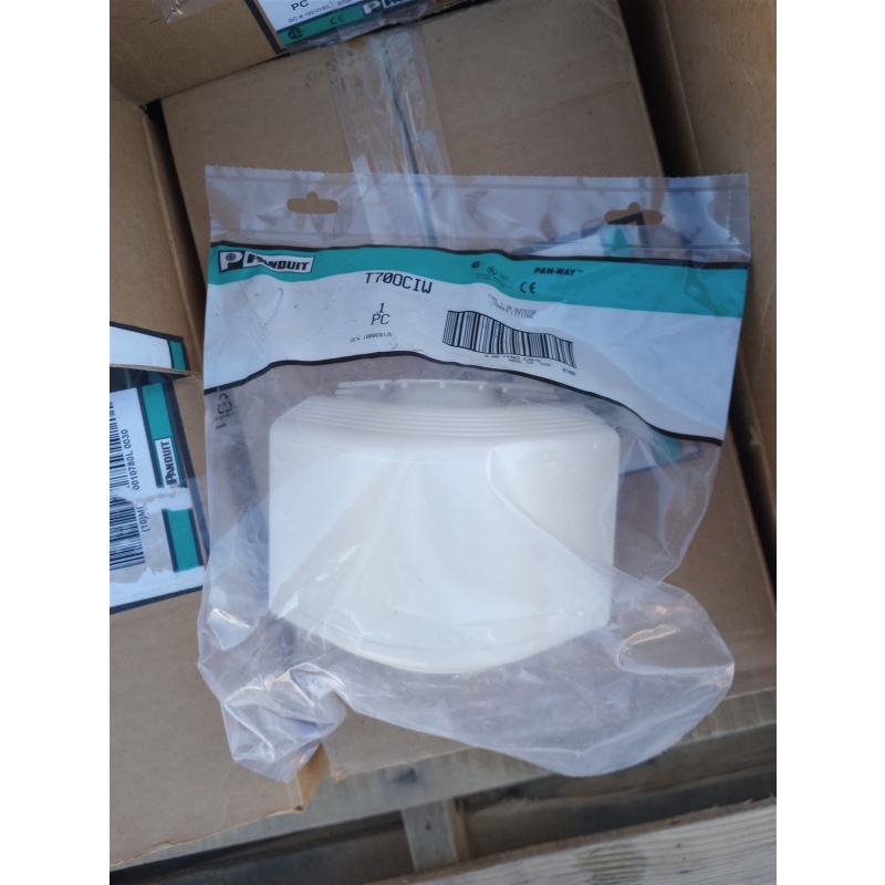 Panduit Corp T70OCIW Panduit T70OCIW T-70 Outside Corner Fitting
