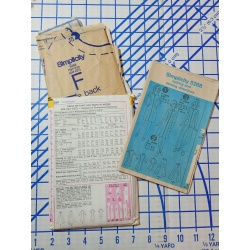 5268 Simplicity Vintage Pattern Misses 1970s Dress Tunic Pants Scrubs SZ. 22 1/2