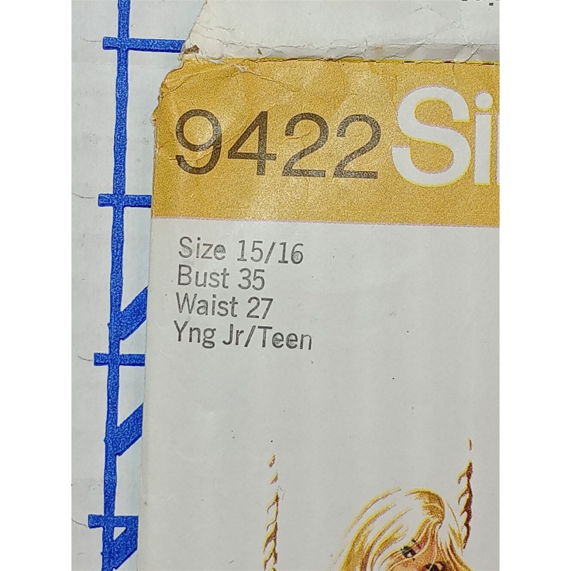 SIMPLICITY 9422 YNG JR/ TEEN SIZE 15/16
