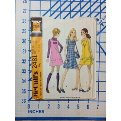 McCalls Vintage Jumper Dress Pattern 2481 CUT 1970 SZ.16