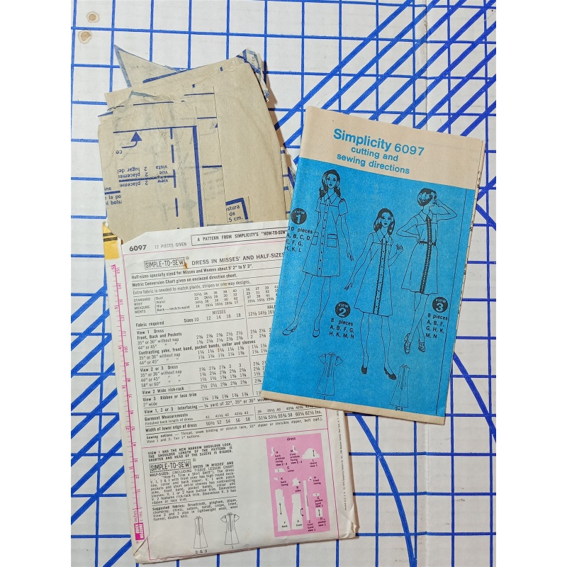 SIMPLICITY 6097 2 FIGURE TYPES SIZE 22 1/2