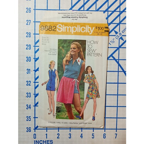 SIMPLICITY 9882 SEWING PATTERN SIZE 18 