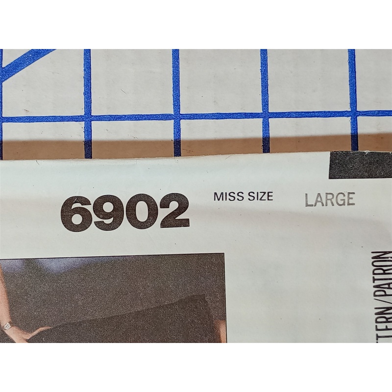 McCALLS PATTERN 6902 MISSES DRESS Size LARGE