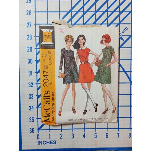 MCCALLS 2047 SEWING PATTERN SIZE 16