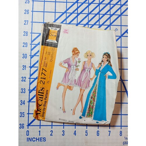 1970s Vintage SZ. 16 McCalls 2177 Robe Nightgown Ruffle Set Sewing Pattern 