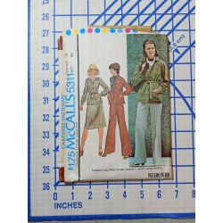 McCalls 5311 Vintage Sewing Pattern Shirt Jacket Skirt Pants Size 18